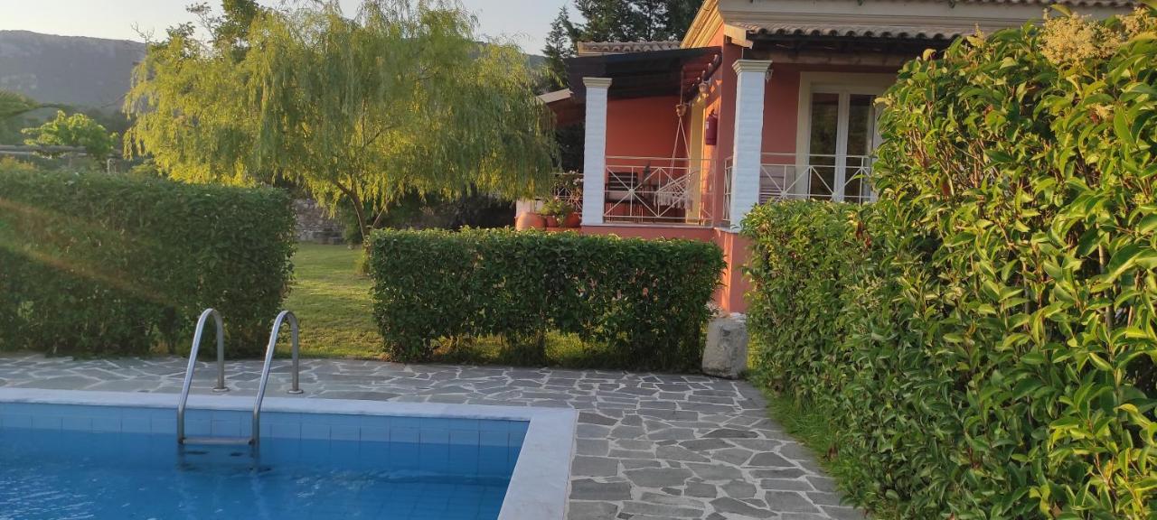Villa Grecia 라이아페이즈 외부 사진